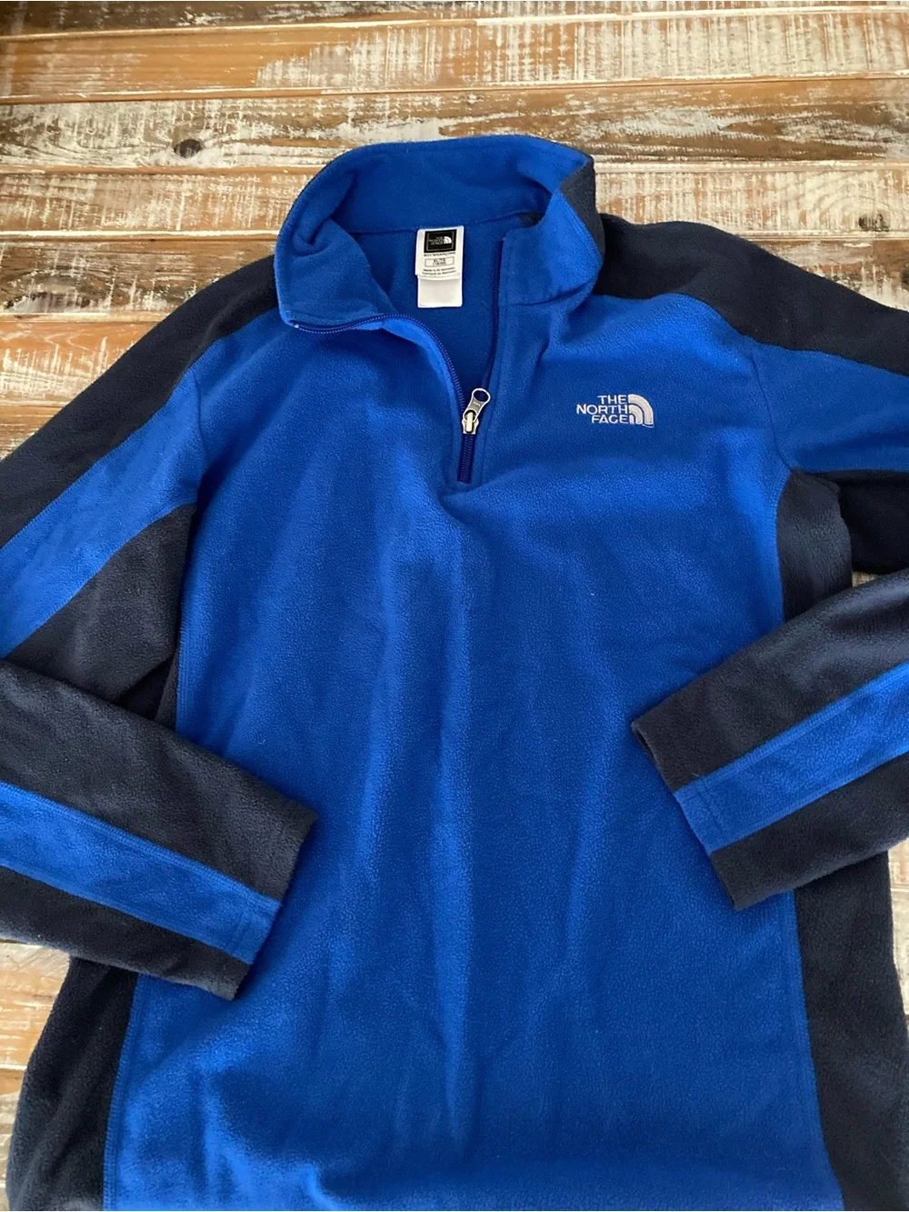 The North Face Men’s Royal Blue and Navy Quarter-Zip Fleece